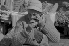 Kuva: Kauppatori on helsinkil�isten ja matkailijoiden kohtauspaikka. YLE kuvanauha.