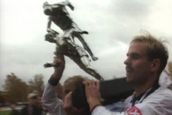 Kuva: TPV:n voitonjuhlia 1994. YLE kuvanauha