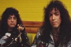 Kuva: Gene Simmons ja Paul Stanley vuonna 1988. YLE kuvanauha.
