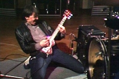 Kuva: Kari Peitsamo. (1982) YLE kuvanauha.