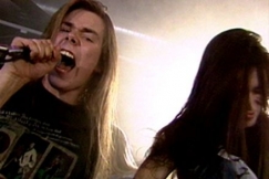 Kuva: Warmath esiintyy. (1991) YLE kuvanauha.