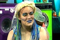 Kuva: Mascaran Kveeni. (1997) YLE kuvanauha.