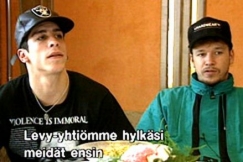 Kuva: Danny Wood ja Donnie Wahlberg. (1991) YLE kuvanauha.