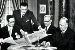 Kuva: Poppe Berg vet�� Puola-visailua. (1963) YLE kuvanauha.