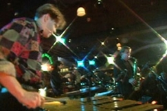 Kuva: Severi Pyysalo ja Jukka Perko. (1994) YLE kuvanauha.