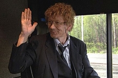 Kuva: Bussinkuljettaja Hartikainen. YLE kuvanauha. 