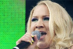 Kuva: Mariko. Kuvaaja Heli Sorjonen.