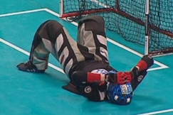 Kuva: Suomen maalivahti Henri Toivoniemi. (2006) YLE kuvanauha.