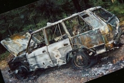 Kuva: Hajalle r�j�ytetty auto. YLE kuvanauha.