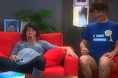 Kuva: Presidentin kanslia -satiiri irvailee Sauli Niinist�lle ja Jenni Haukiolle (2009). YLE kuvanauha.