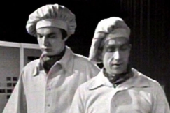 Kuva: TV-kokit Jaakko Kolmonen ja Veijo Vanamo (1972). YLE kuvanauha.