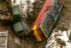 Kuva: Turengin tammikuinen junaturma (1986). YLE kuvanauha.