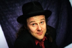 Kuva: Toimittaja Harri Str�mberg (1997). YLE/Seppo Sarkkinen.