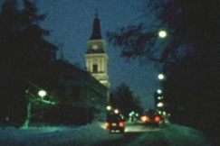 Kuva: Oulun Kirkkokatu iltavalaistuksessa (1987). YLE kuvanauha.