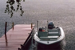 Bild: Regnig brygga, YLE/Riku Kaminen, 2003