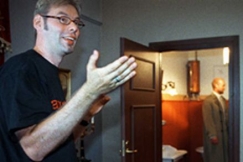 Kuva: Mika Myllyaho. Millenium sarjan kuvaus ohjaajana Mika Myllyaho. (2001) Kuvaaja: Mari M�nnist�