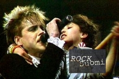 Kuva: Neumann esiintyy Helsingin j��hallissa. (1986) YLE kuvanauha.