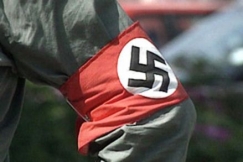 Kuva: Pekka Siitoimen k�sivarsinauha. YLE kuvanauha.