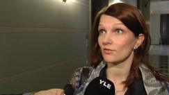 Kuva: P��ministeri Mari Kiviniemi Ylen haastattelussa (2010). Yle kuvanauha.
