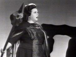 Kuva: Anita V�lkki Br�nnhilden roolissa oopperassa Valkyyria (1967). Yle kuvanauha.