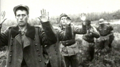 Kuva: Antautuvia suomalaissotilaita (1944). Neuvostoliittolaisdokumentti / YLE.