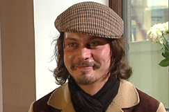 Kuva: Laulaja Ville Valo. (2006) YLE kuvanauha.