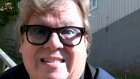 Mikko Alatalo esittää oman tulkintansa Paranoid-klassikosta (kuva: Yle)