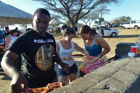 DJ Cmbaville ja braai
