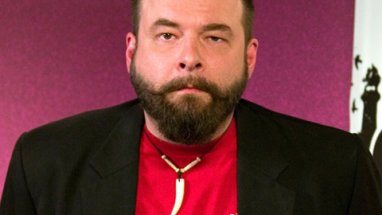 A.W. Yrjänä (Kuva: Jaakko Siiskonen)