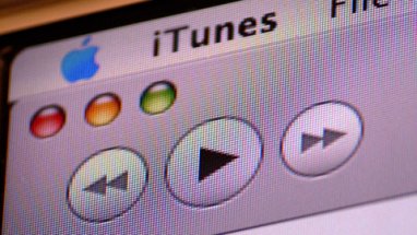iTunes (Kuva: http://flickr.com/photos/maurymccown/)