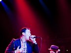 Glen Pine (The Slackers) laulamassa