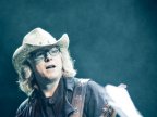 R.E.M.in basisti Mike Mills