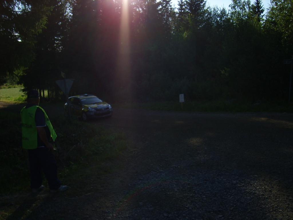 aurinko paista kaunisti  väärinmajalla 